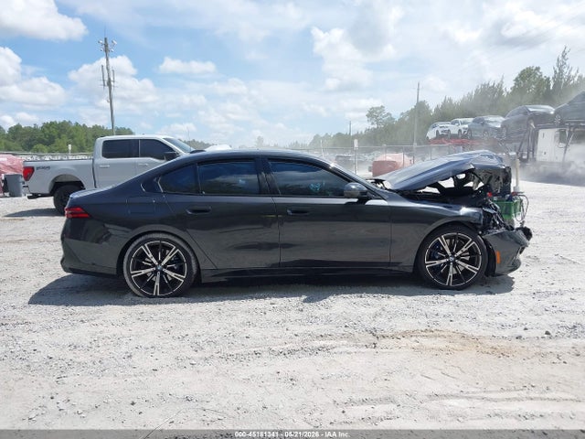WBA63FJ09RCR20124 BMW 540i Xdrive