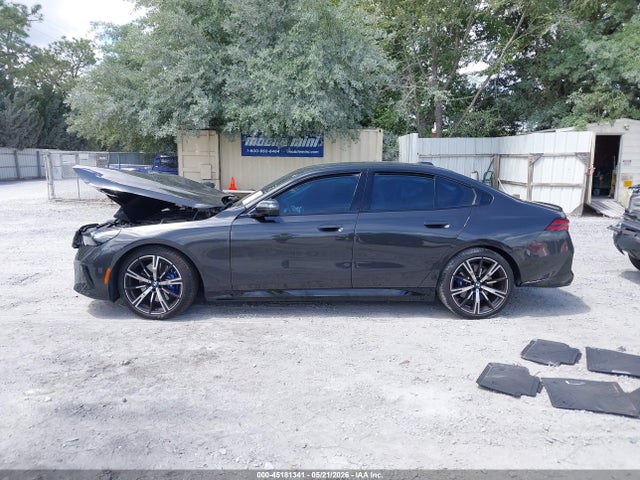 BMW 540i Xdrive 2024 WBA63FJ09RCR20124 Image 14
