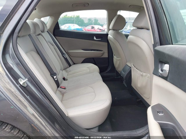 Продаж на аукціоні авто 2017 Kia Optima Lx, vin: 5XXGT4L31HG136358, номер лоту: 45181406