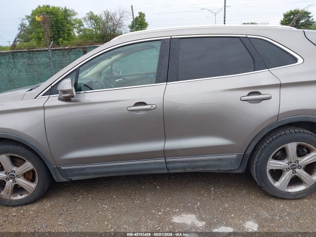 5LMCJ1C90HUL23696 Lincoln Mkc Premiere