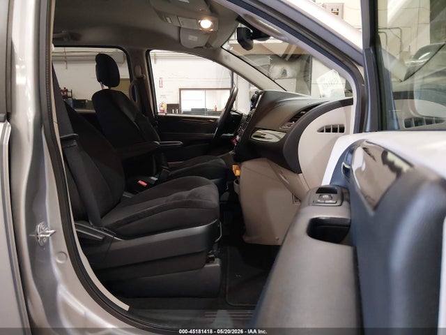 2C4RDGBG0JR323941 Dodge Grand Caravan Se