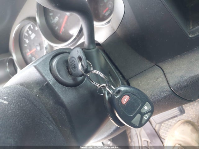 Продажа на аукционе авто 2011 Chevrolet Silverado 1500 Lt, vin: 3GCPCSE03BG291831, номер лота: 45181422