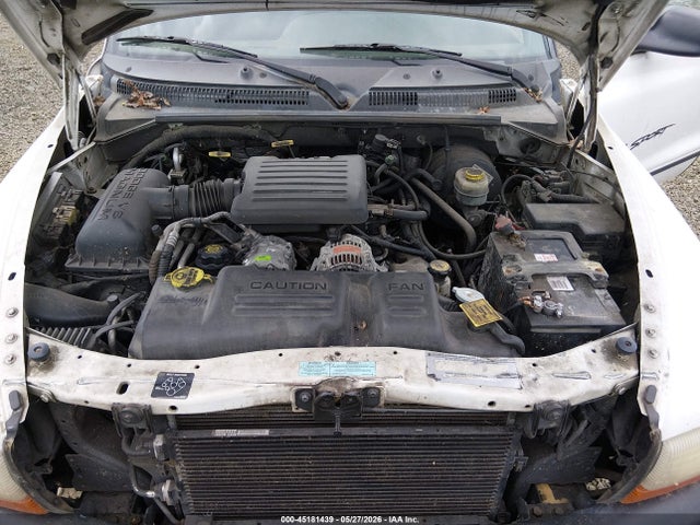 45181439 :رقم المزاد ، 1B4HS28N0YF134361 vin ، 2000 Dodge Durango مزاد بيع