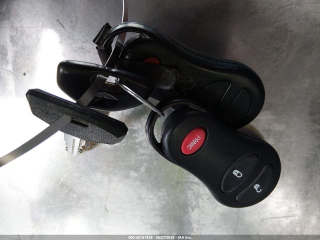 45181439 :رقم المزاد ، 1B4HS28N0YF134361 vin ، 2000 Dodge Durango مزاد بيع