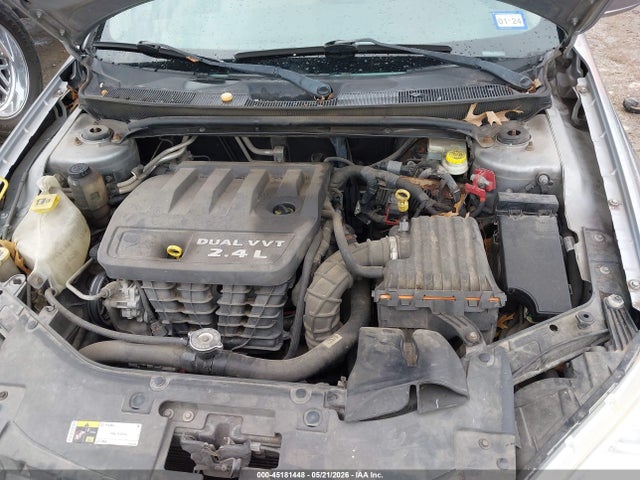 Chrysler 200 LX 2014 1C3CCBAB0EN121738 Image 10