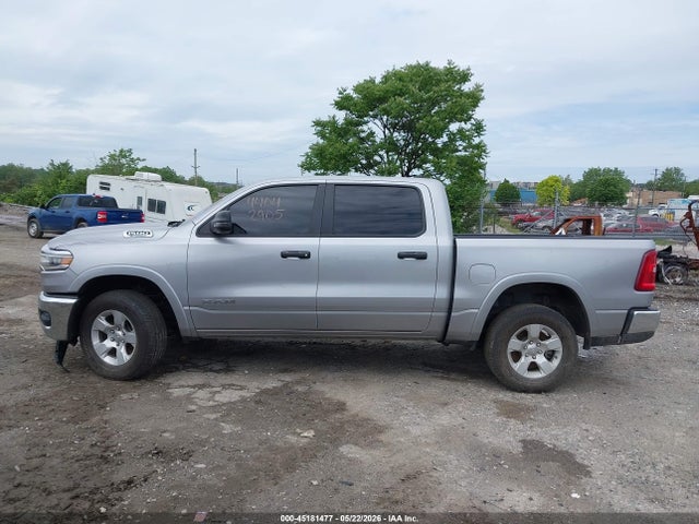 Продажа на аукционе авто 2025 Ram 1500 Big Horn  4x4 5'7 Box, vin: 1C6RRFFG8SN506354, номер лота: 45181477