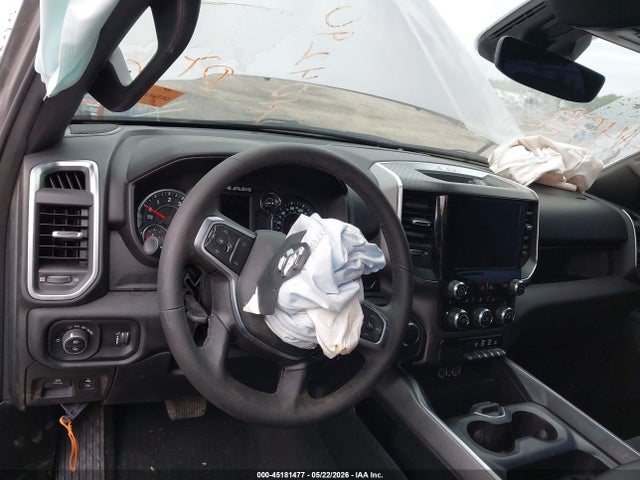 Продажа на аукционе авто 2025 Ram 1500 Big Horn  4x4 5'7 Box, vin: 1C6RRFFG8SN506354, номер лота: 45181477