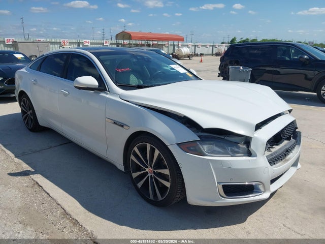 45181492 :رقم المزاد ، SAJWA2G70K8W19306 vin ، 2019 Jaguar Xj Xj50 V6/xjl Portfolio مزاد بيع