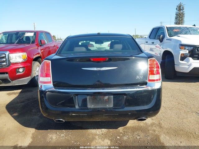 45181507 :رقم المزاد ، 2C3CCAAG5EH361415 vin ، 2014 Chrysler 300 مزاد بيع