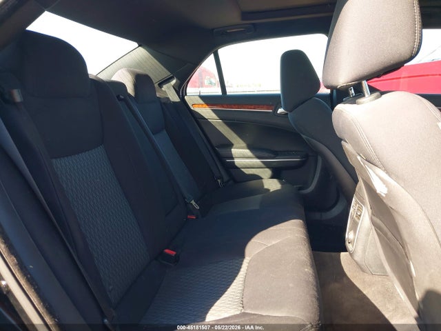 45181507 :رقم المزاد ، 2C3CCAAG5EH361415 vin ، 2014 Chrysler 300 مزاد بيع