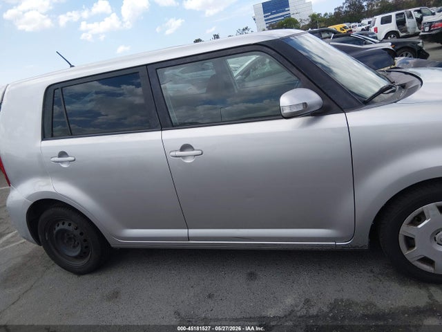 Scion XB 2014 JTLZE4FE4EJ055334 Image 13