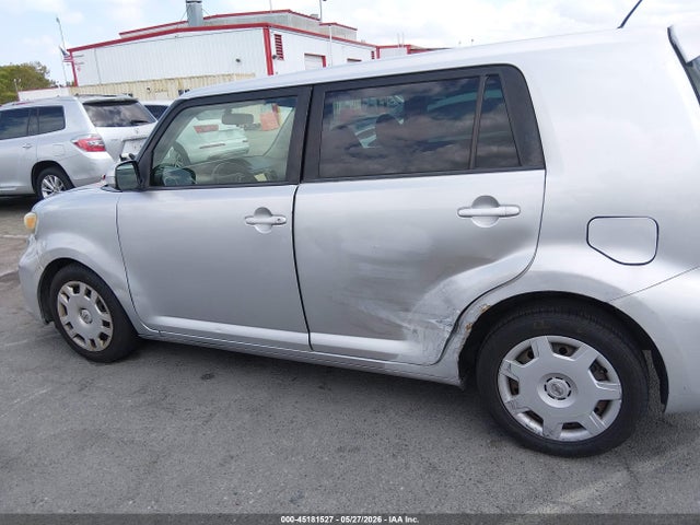 Scion XB 2014 JTLZE4FE4EJ055334 Image 14