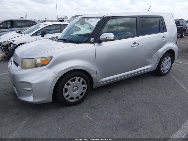 Scion XB 2014 JTLZE4FE4EJ055334 Image 2