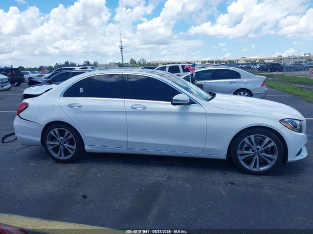 Продаж на аукціоні авто 2018 Mercedes-benz C 300, vin: 55SWF4JB9JU279093, номер лоту: 45181541