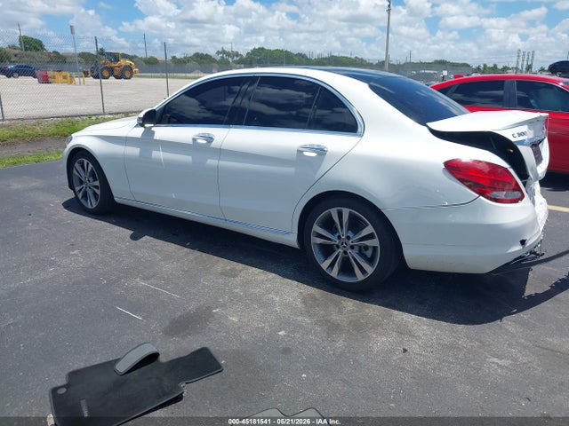 Продаж на аукціоні авто 2018 Mercedes-benz C 300, vin: 55SWF4JB9JU279093, номер лоту: 45181541