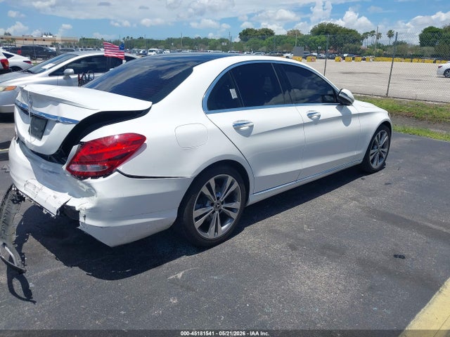 Продаж на аукціоні авто 2018 Mercedes-benz C 300, vin: 55SWF4JB9JU279093, номер лоту: 45181541