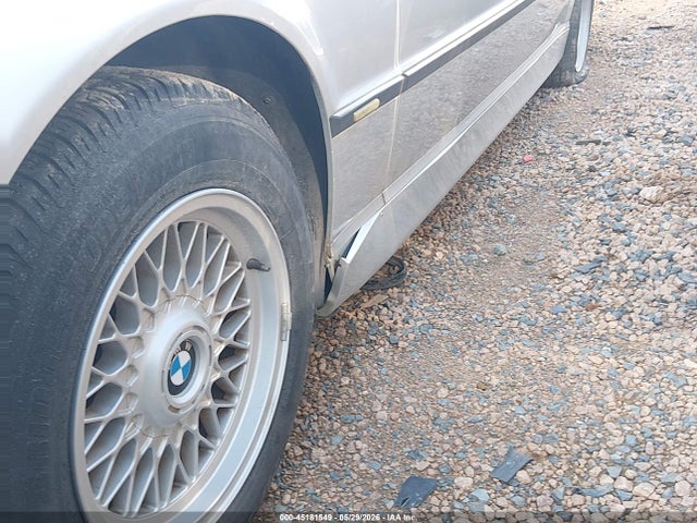 2001 Bmw 740il მანქანა იყიდება აუქციონზე, vin: WBAGH834X1DP25309, აუქციონის ნომერი: 45181549
