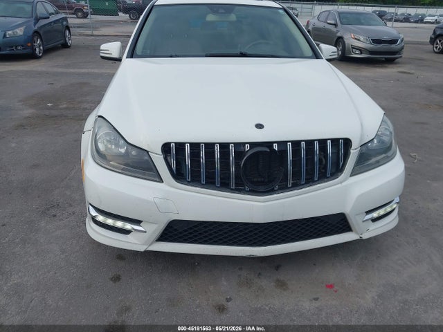 2012 Mercedes-benz C 300 Sport 4matic მანქანა იყიდება აუქციონზე, vin: WDDGF8BB3CA727227, აუქციონის ნომერი: 45181563