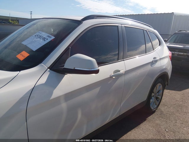 2014 Bmw X1 Xdrive28i მანქანა იყიდება აუქციონზე, vin: WBAVL1C56EVY14977, აუქციონის ნომერი: 45181582
