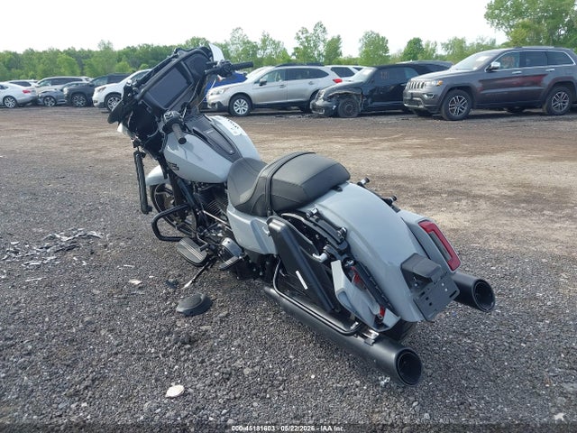 Harley-Davidson FLHX 2025 1HD1KB714SB628562 Image 3