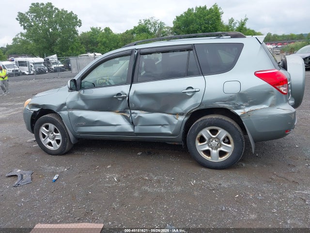 2008 Toyota Rav4 Limited მანქანა იყიდება აუქციონზე, vin: JTMBD31V485211256, აუქციონის ნომერი: 45181621