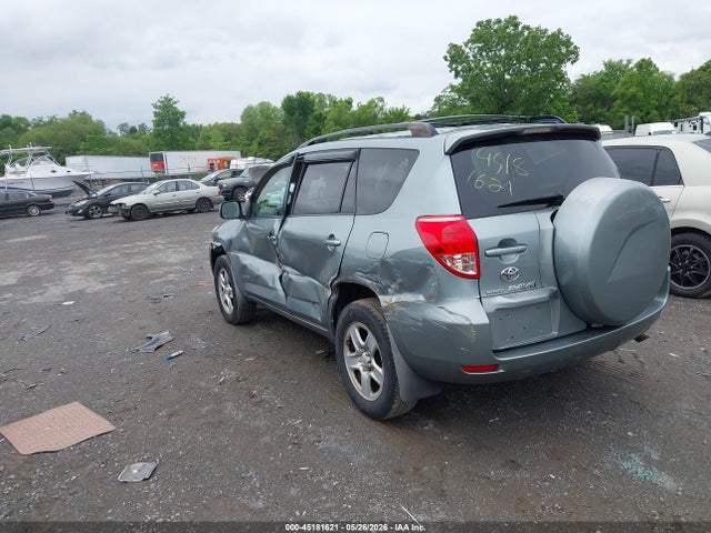 2008 Toyota Rav4 Limited მანქანა იყიდება აუქციონზე, vin: JTMBD31V485211256, აუქციონის ნომერი: 45181621