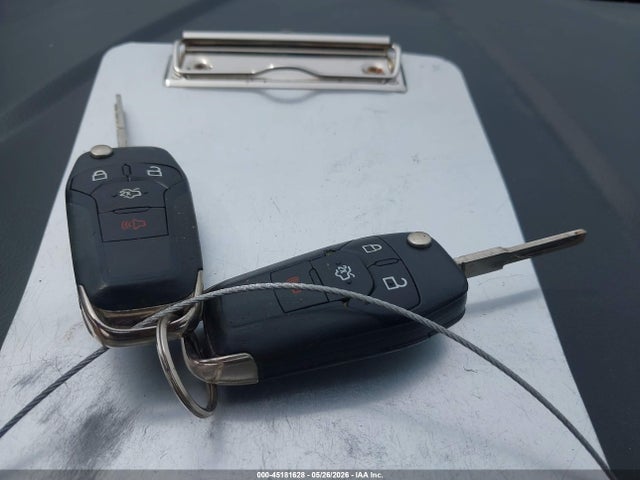 Продажа на аукционе авто 2015 Ford Fusion Hybrid S, vin: 3FA6P0UU4FR122961, номер лота: 45181628
