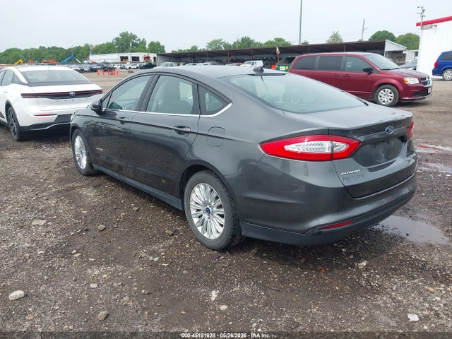 Продажа на аукционе авто 2015 Ford Fusion Hybrid S, vin: 3FA6P0UU4FR122961, номер лота: 45181628
