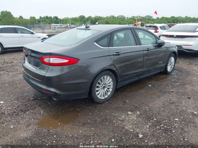 Продажа на аукционе авто 2015 Ford Fusion Hybrid S, vin: 3FA6P0UU4FR122961, номер лота: 45181628
