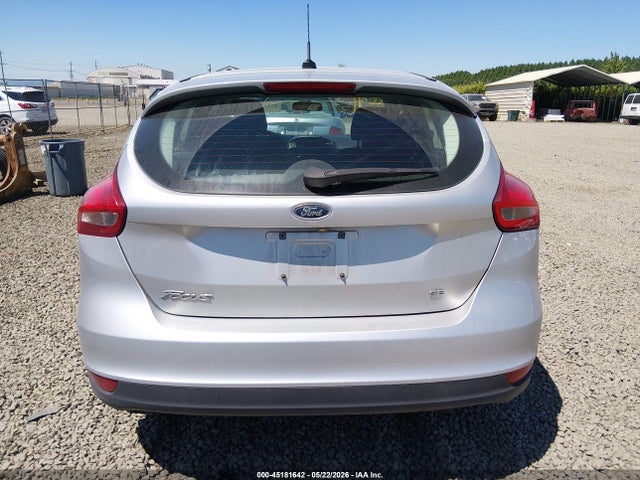 Ford FOCUS SE 2018 1FADP3K28JL254025 Image 16