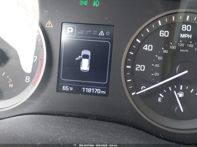 2018 Hyundai Tucson Limited მანქანა იყიდება აუქციონზე, vin: KM8J3CA25JU715388, აუქციონის ნომერი: 45181645