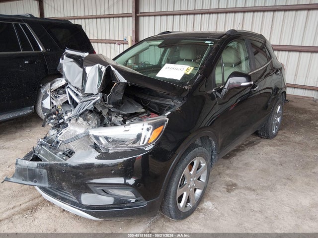 Buick Encore Premium 2018 KL4CJHSB0JB639468 Image 2