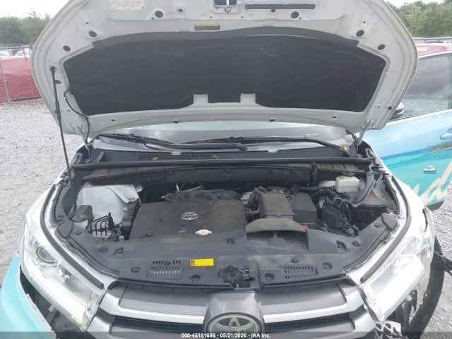 Продажа на аукционе авто 2019 Toyota Highlander Xle, vin: 5TDKZRFH5KS559978, номер лота: 45181686