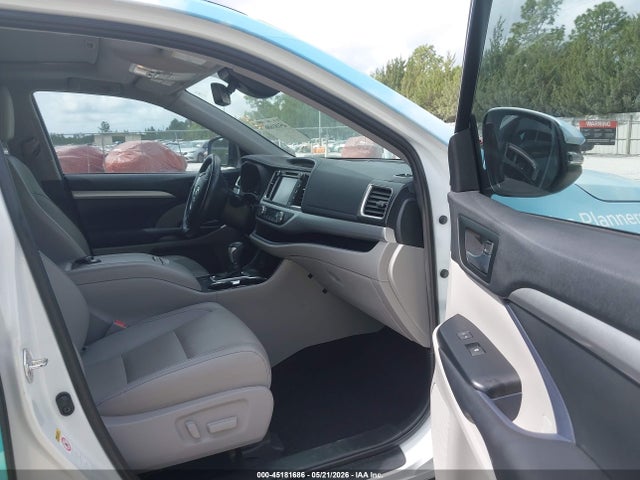 Продажа на аукционе авто 2019 Toyota Highlander Xle, vin: 5TDKZRFH5KS559978, номер лота: 45181686