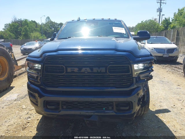 3C6UR5TL8NG194698 RAM 2500 Limited 4x4 6&#039;4 Box