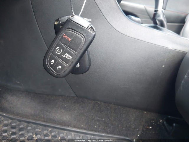 45181700 :رقم المزاد ، 1C4PJMBS2FW789534 vin ، 2015 Jeep Cherokee Trailhawk مزاد بيع