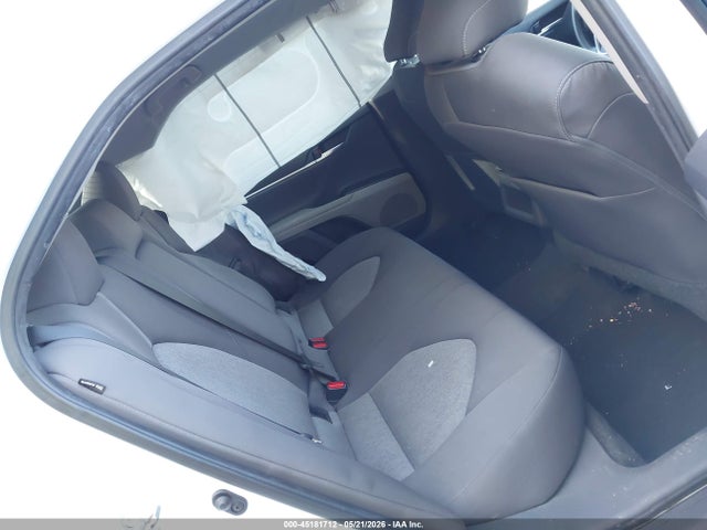 45181712 :رقم المزاد ، 4T1C11AK7MU515037 vin ، 2021 Toyota Camry Le مزاد بيع