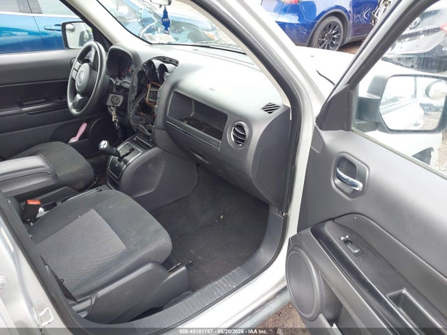 2011 Jeep Patriot Sport მანქანა იყიდება აუქციონზე, vin: 1J4NF1GBXBD180322, აუქციონის ნომერი: 45181757