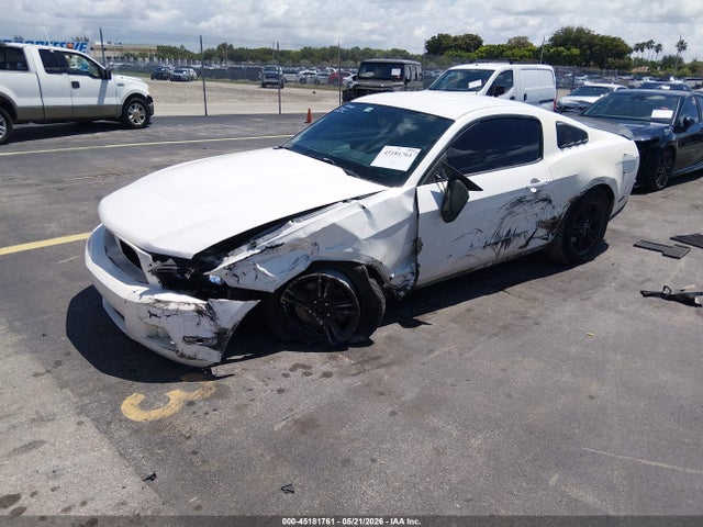 45181761 :رقم المزاد ، 1ZVBP8AMXC5244652 vin ، 2012 Ford Mustang V6 مزاد بيع