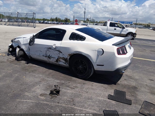 45181761 :رقم المزاد ، 1ZVBP8AMXC5244652 vin ، 2012 Ford Mustang V6 مزاد بيع