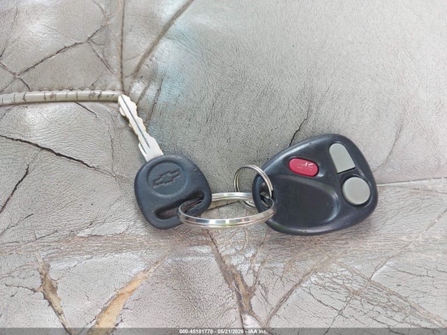 45181778 :رقم المزاد ، 1GNFK16Z12J319458 vin ، 2002 Chevrolet Suburban 1500 Lt مزاد بيع