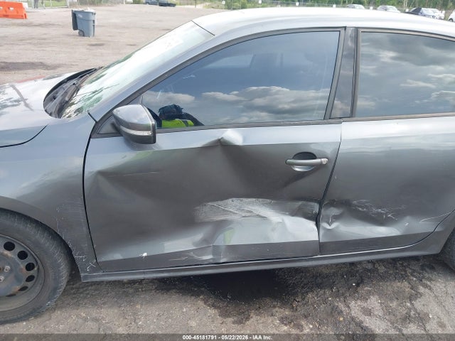 45181791 :رقم المزاد ، 3VWDX7AJ3BM367078 vin ، 2011 Volkswagen Jetta 2.5l Se مزاد بيع