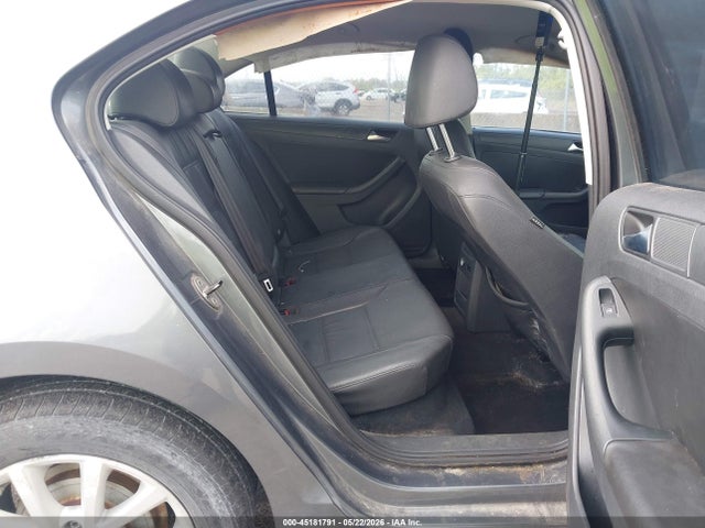 45181791 :رقم المزاد ، 3VWDX7AJ3BM367078 vin ، 2011 Volkswagen Jetta 2.5l Se مزاد بيع