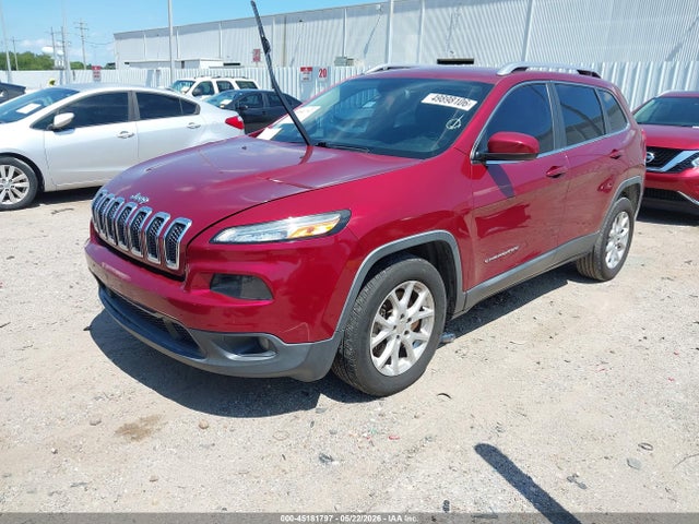 Jeep Cherokee Latitude 2015 1C4PJLCS0FW531389 Image 2