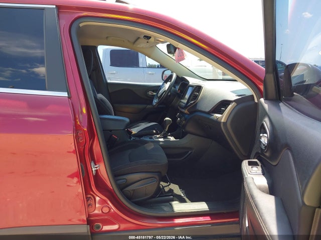 Jeep Cherokee Latitude 2015 1C4PJLCS0FW531389 Image 5
