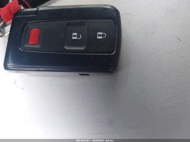 2005 Toyota Prius მანქანა იყიდება აუქციონზე, vin: JTDKB20U657043757, აუქციონის ნომერი: 45181811