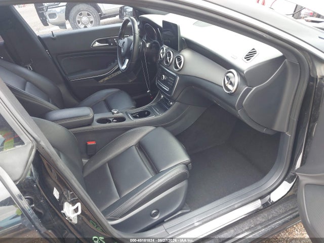 45181824 :رقم المزاد ، WDDSJ4EB3JN587425 vin ، 2018 Mercedes-benz Cla 250 مزاد بيع