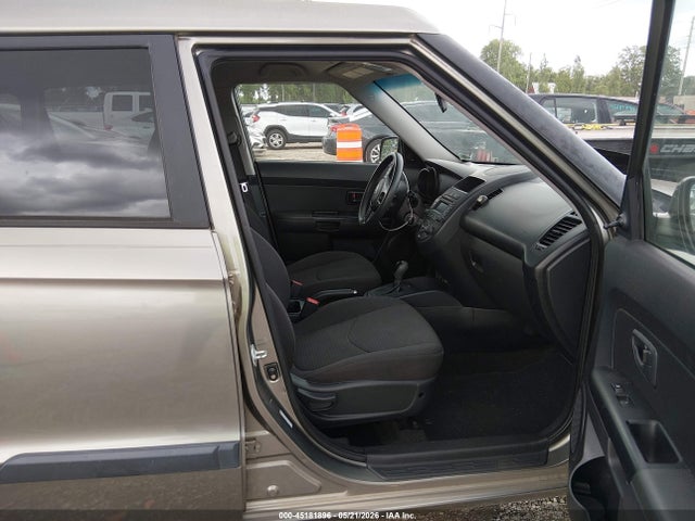 45181896 :رقم المزاد ، KNDJT2A55D7619059 vin ، 2013 Kia Soul مزاد بيع