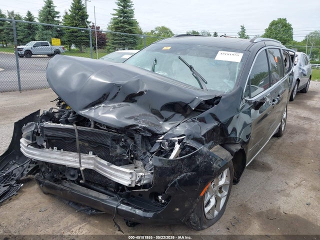 45181955 :رقم المزاد ، 2C4RC1GG0JR226179 vin ، 2018 Chrysler Pacifica Limited مزاد بيع
