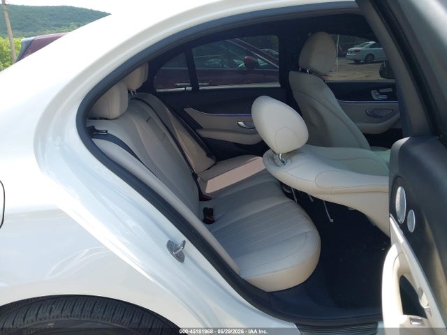 Продаж на аукціоні авто 2017 Mercedes-benz E 300 4matic, vin: WDDZF4KB1HA101054, номер лоту: 45181968